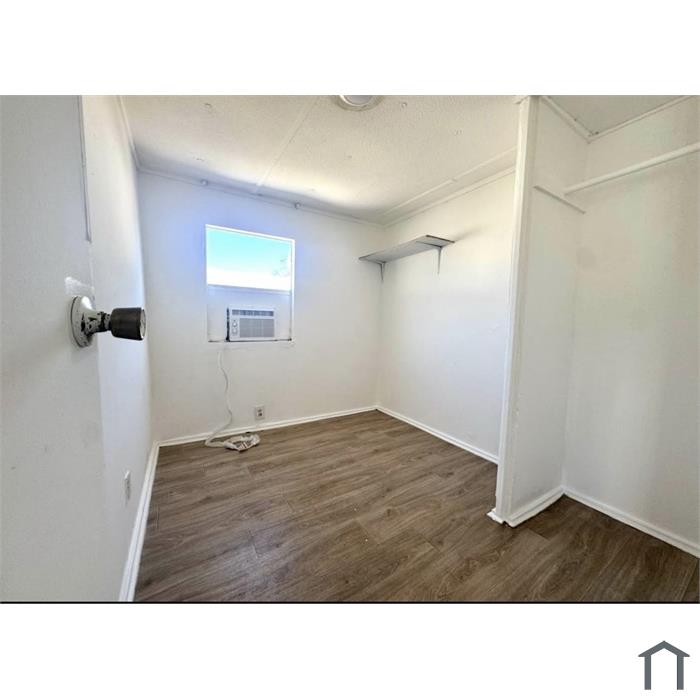 Sterlingwood second listing photo 3